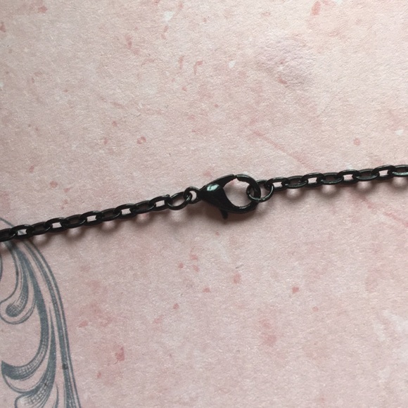 3D Skull Necklace - Picture 8 of 8